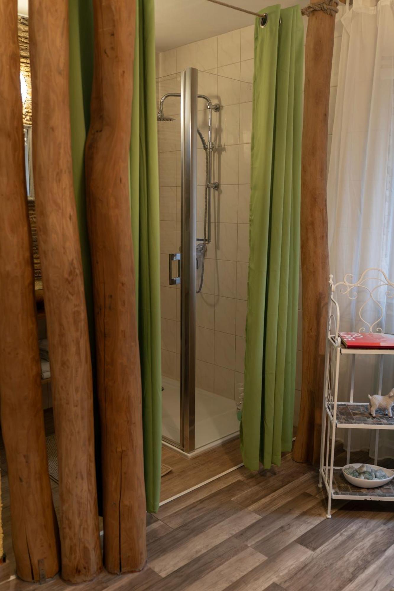 Marburg Apartment Pfiffige Luisa In Ruhiger Waldrandlage Mit Balkon Und Wintergarten Extérieur photo